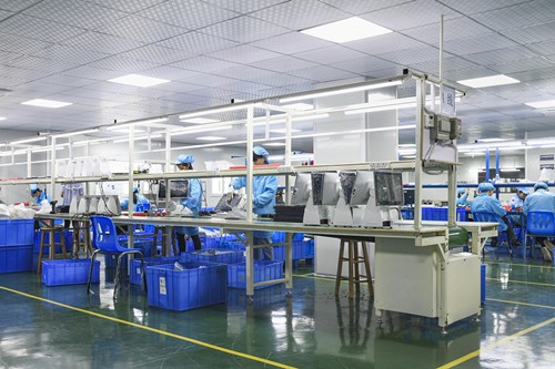 Cash register production_1